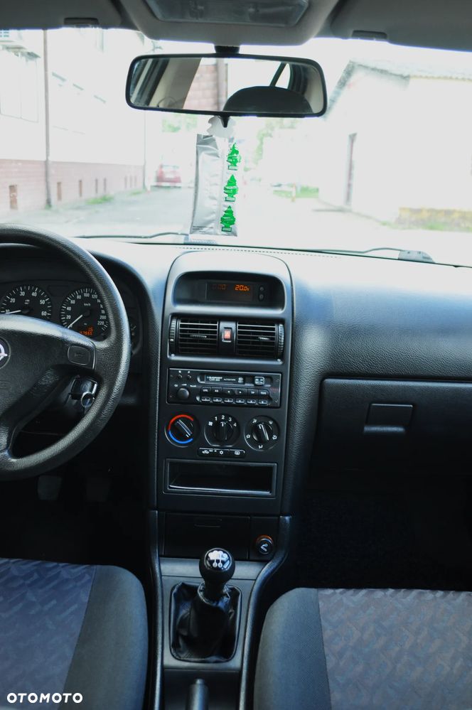 Opel Astra - 14