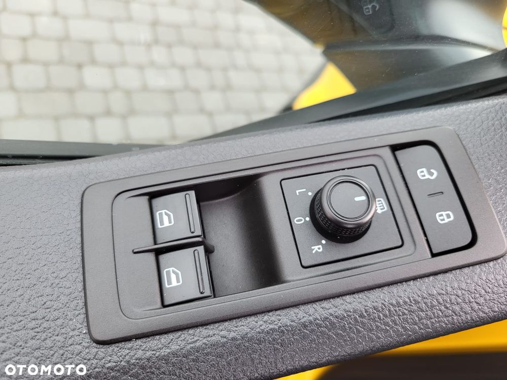 Volkswagen TRANSPORTER T6-2.0 TDI-DŁUGI-150 KM-SERWIS MOBILNY-KLIMA-ŁADNY - 24