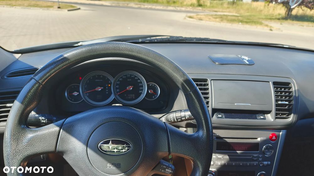 Subaru Legacy 2.0i AT - 10