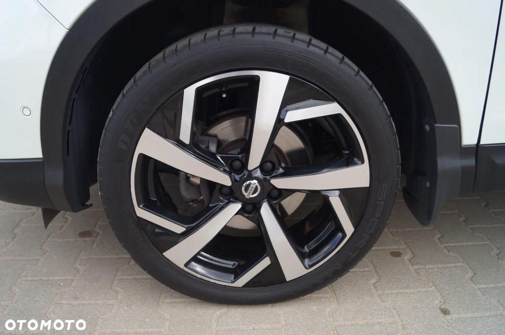 Nissan Qashqai 1.6 DIG-T Tekna+ - 19