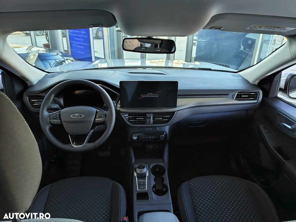 Ford Kuga - 8