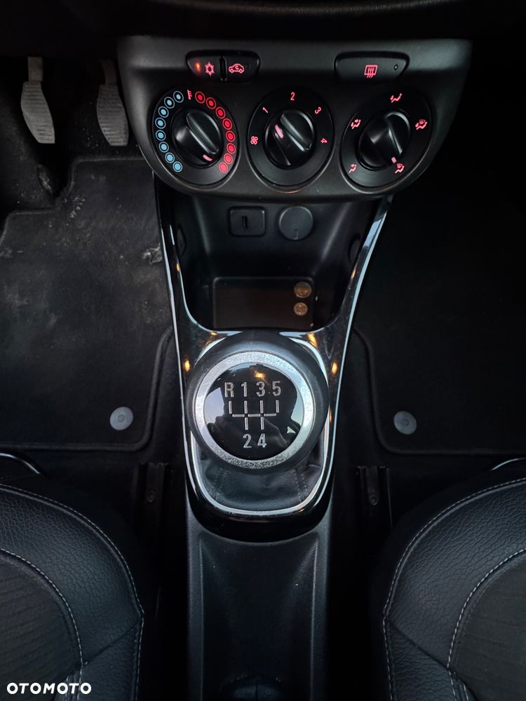 Opel Adam 1.4 - 13