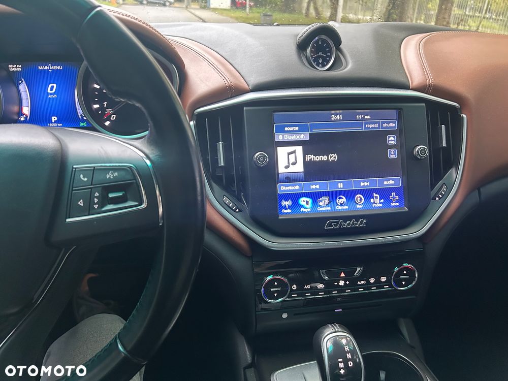 Maserati Ghibli S - 9