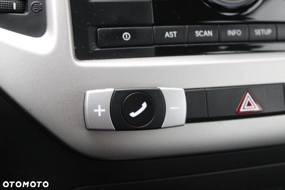 Kia Venga - 30