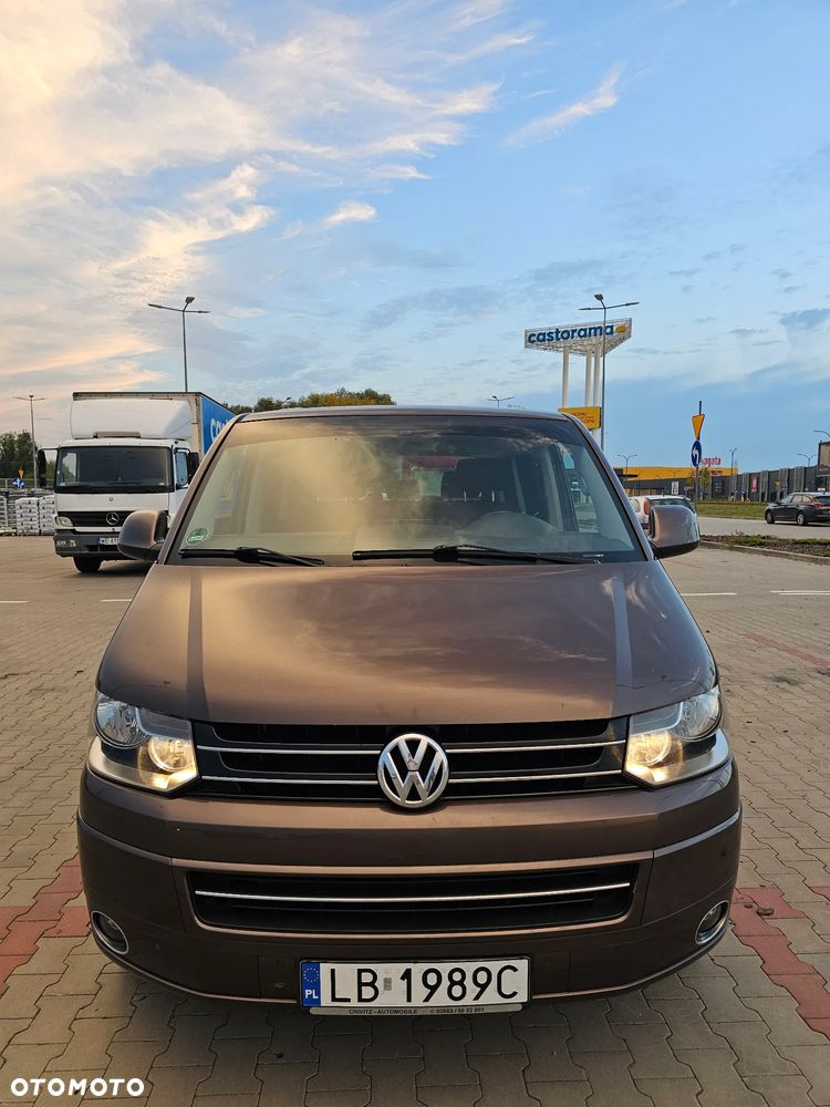 Volkswagen Multivan - 2