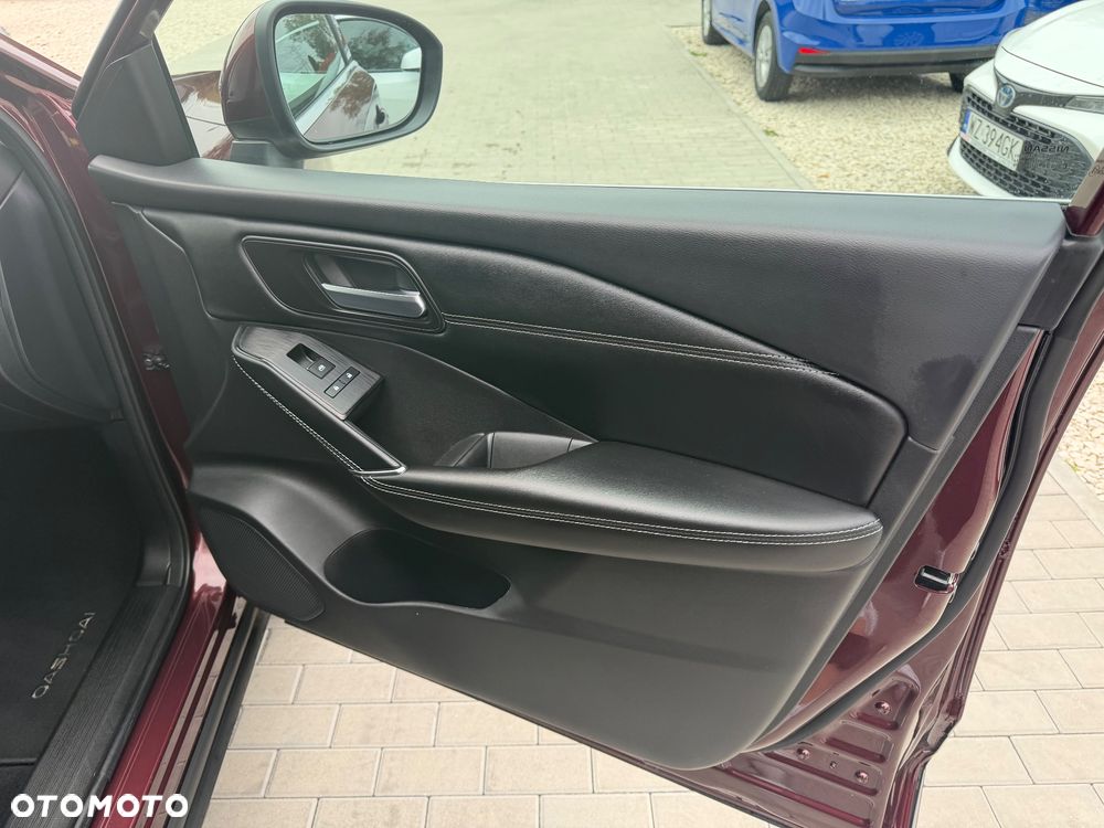 Nissan Qashqai 1.3 DIG-T mHEV N-Connecta - 35