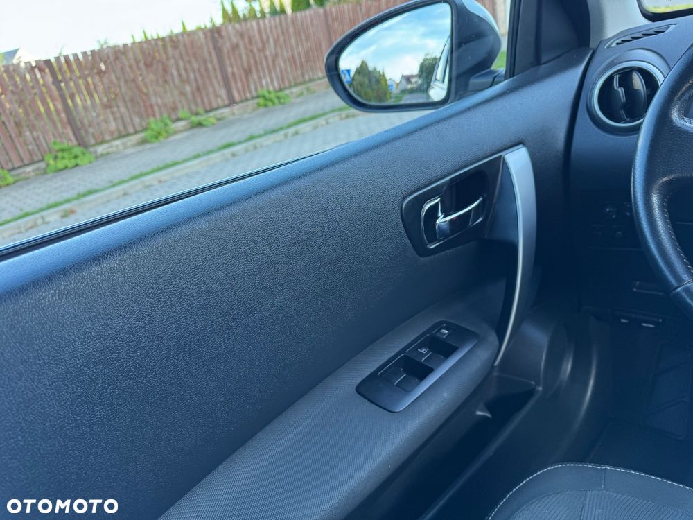 Nissan Qashqai 2.0 4 x 4 acenta - 23