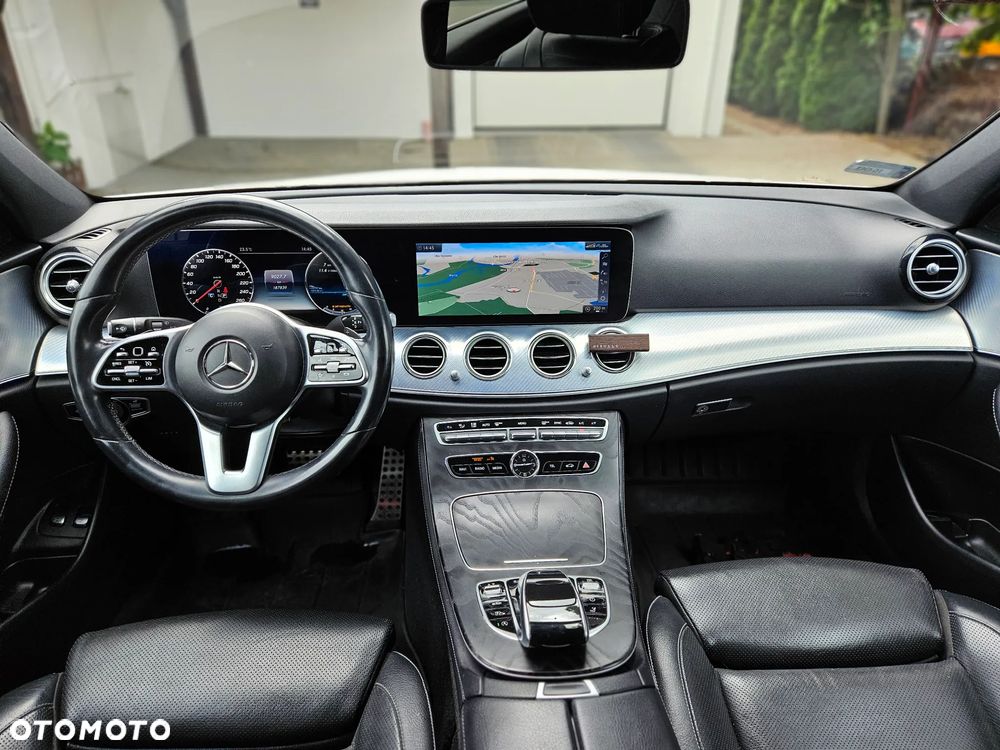 Mercedes-Benz Klasa E 220 d 4-Matic Avantgarde - 9