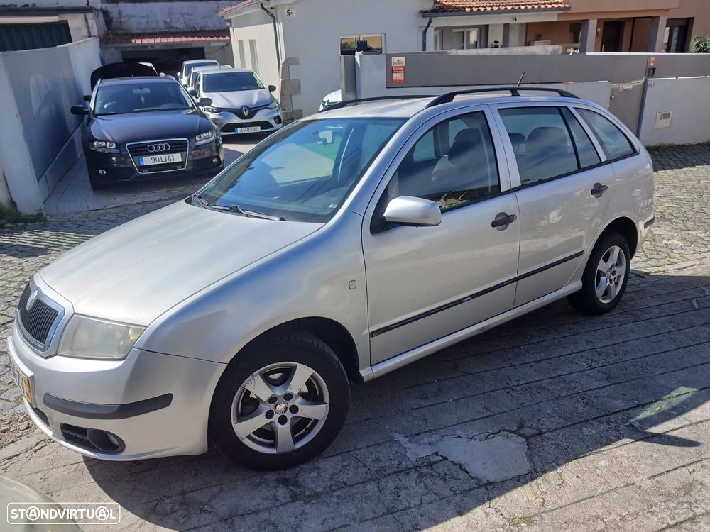 Skoda Fabia Break ver-1-2-active - 1