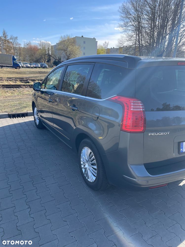 Peugeot 5008 1.6 HDi Premium - 6