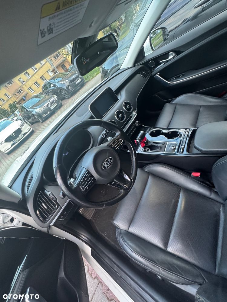 Kia Stinger 2.0 T-GDI L - 27