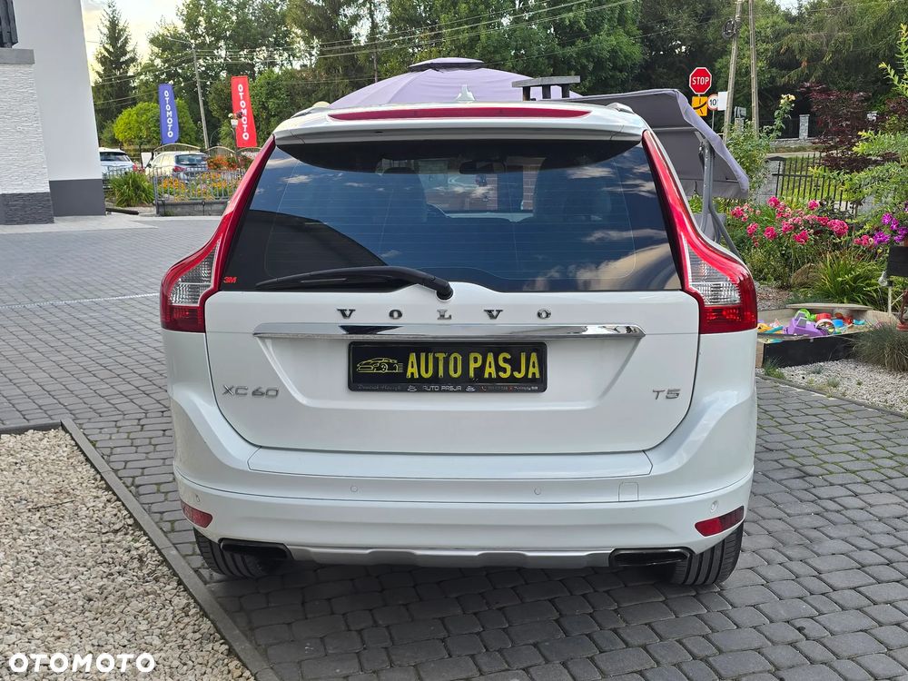 Volvo XC 60 T5 Geartronic Summum - 12
