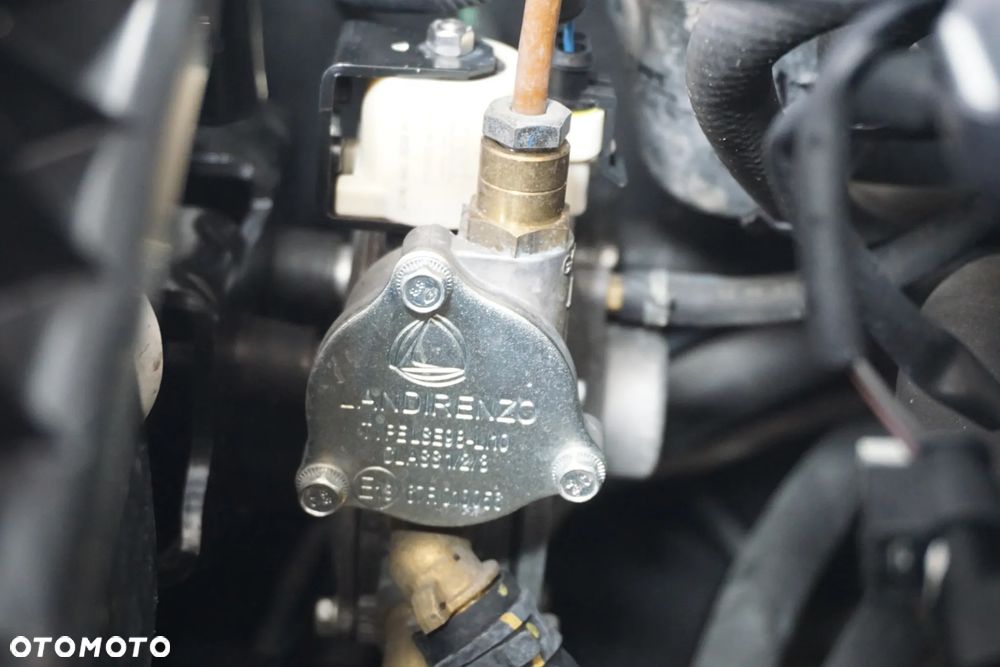 Opel Astra 1.4 Turbo Cosmo - 18