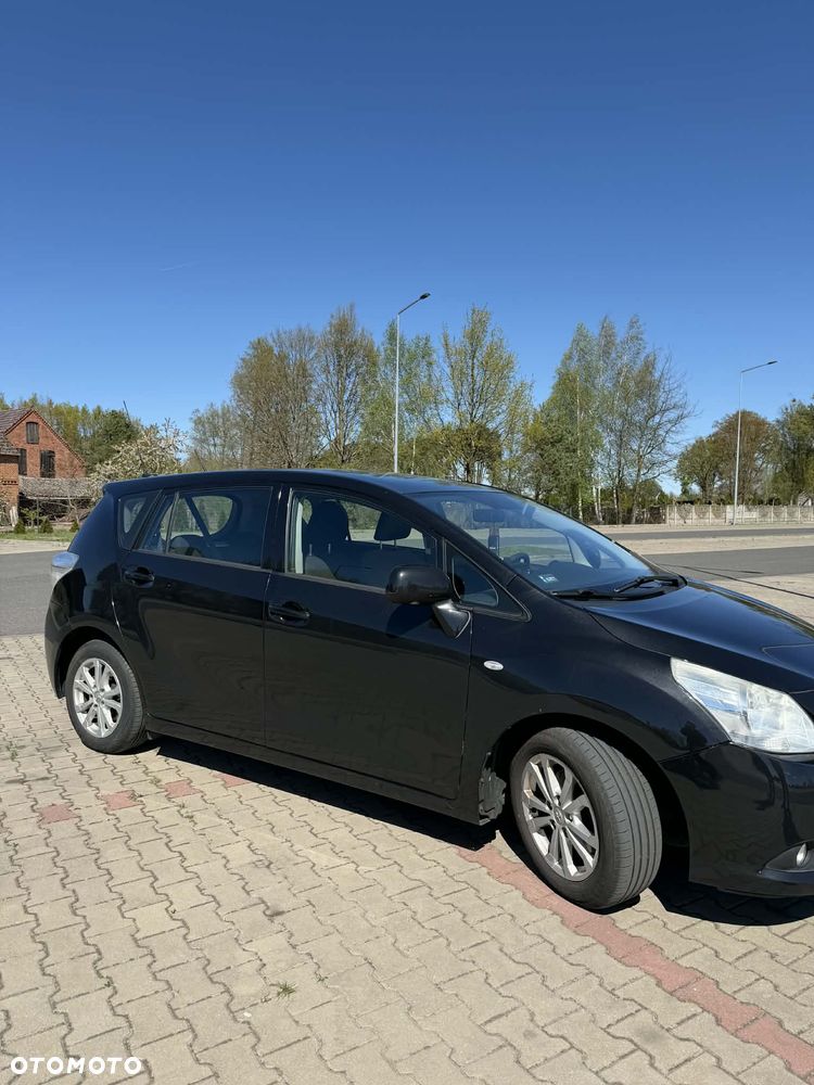 Toyota Verso 2.0 D-4D Premium - 10