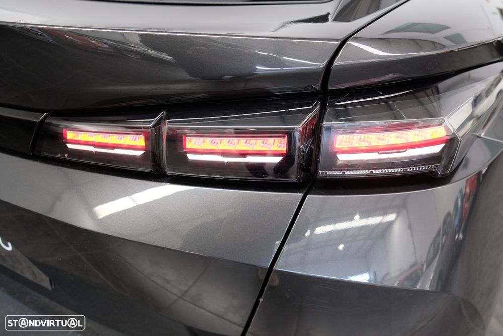 Peugeot 408 1.2 PureTech Allure Pack EAT8 - 23