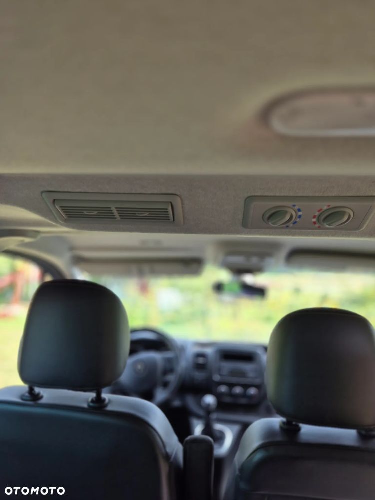 Renault Trafic Grand 2.0 dCi - 9
