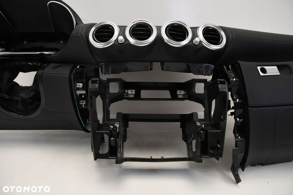 MERCEDES AMG GT W190 LIFT DESKA KONSOLA BIAŁA NIĆ - 5