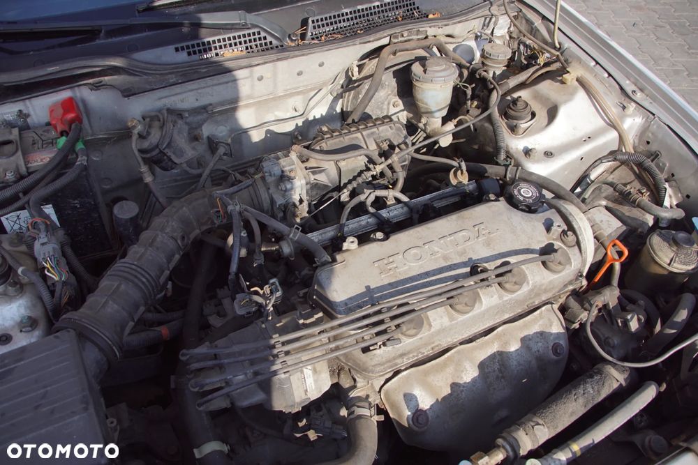 Auto na części - Honda Civic VI 1.4 16V 90 KM D14Z4 NH614M 1999R Silnik Skrzynia Drzwi Maska Klapa Zderzak Błotnik Lampa Szyba Lusterko Deska Kokpit Sterownik Moduł Czujnik Licznik Kierownica Panel - 18