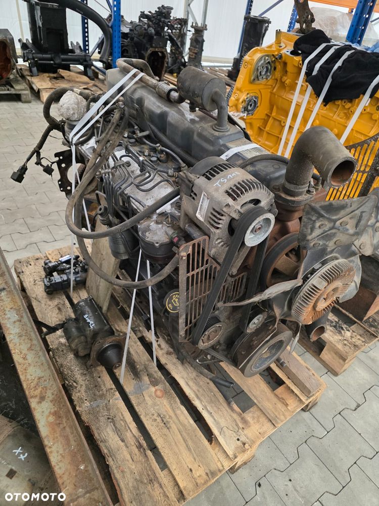 Silnik 675/TK New Holland TS115 - 9