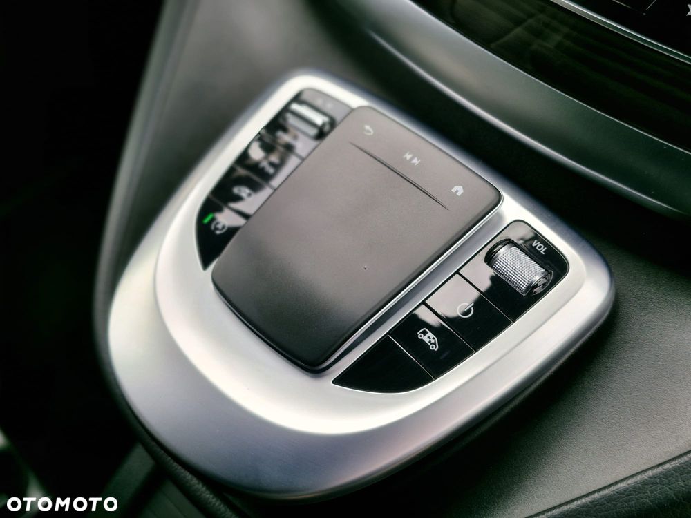 Mercedes-Benz Klasa V 2022