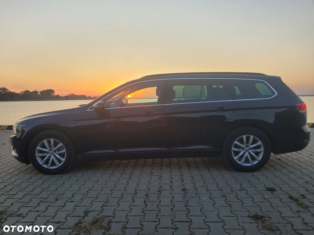 Volkswagen Passat 2.0 TDI BMT Comfortline - 28