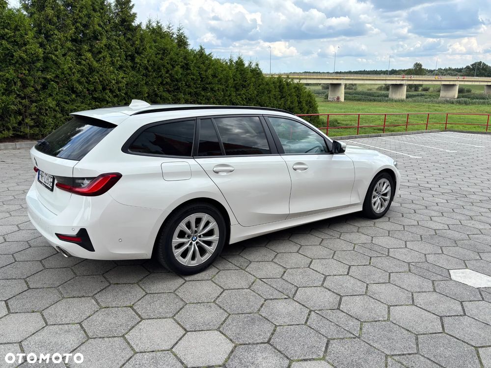 BMW Seria 3 320d Advantage sport - 4