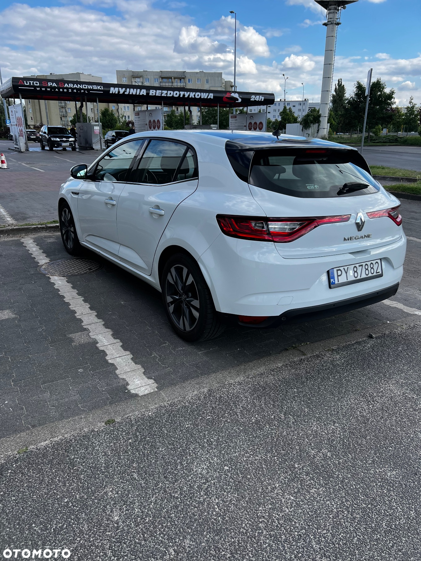 Renault Megane 1.5 dCi Intens EDC - 8