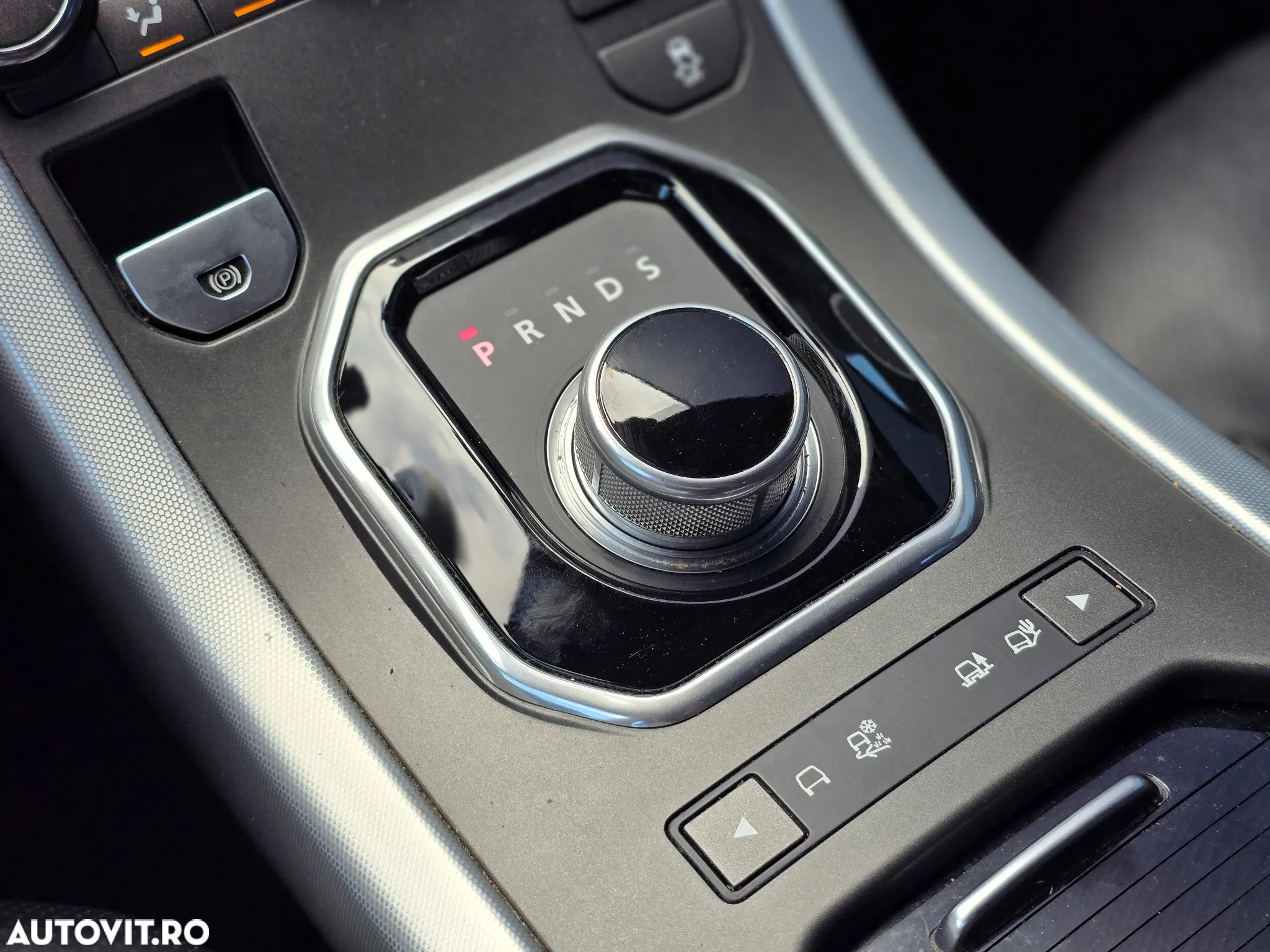 Land Rover Range Rover Evoque - 13