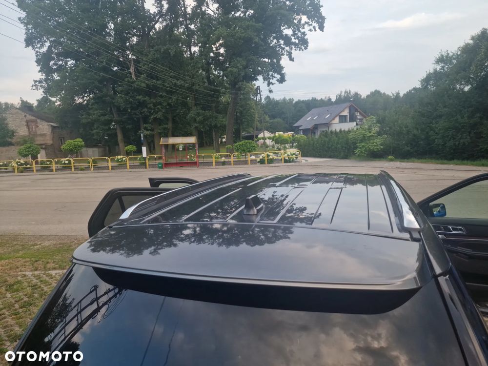 Ford Explorer - 20