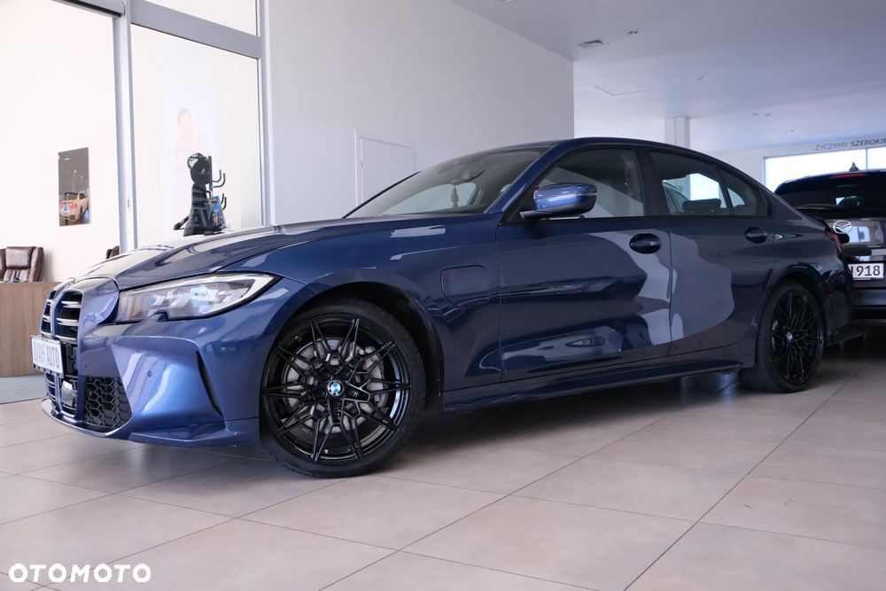 BMW Seria 3 330e Sport - 21