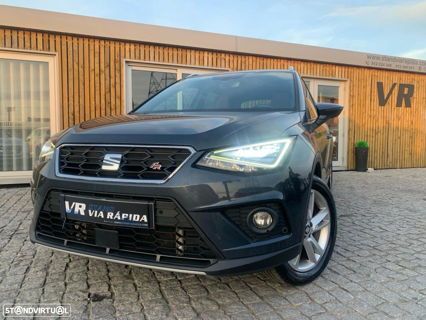 SEAT Arona 1.0 TSI FR - 27