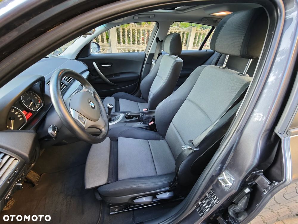 BMW Seria 1 118i - 20