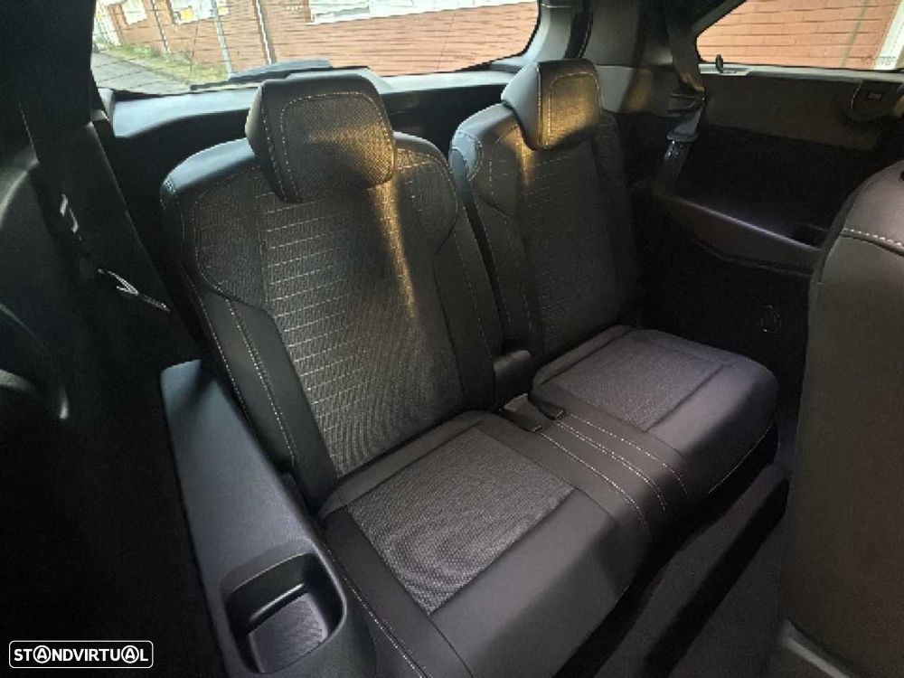 Peugeot 5008 - 16