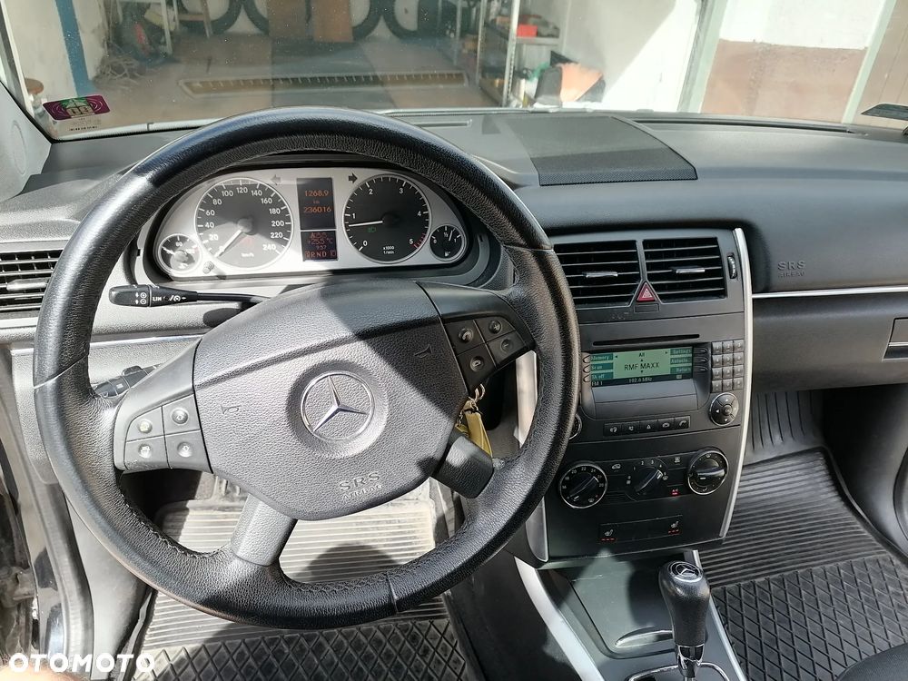 Mercedes-Benz Klasa B - 33