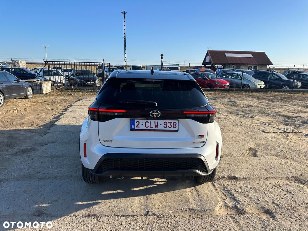 Toyota Yaris Cross 130 1.5 VVT-i GR Sport - 12