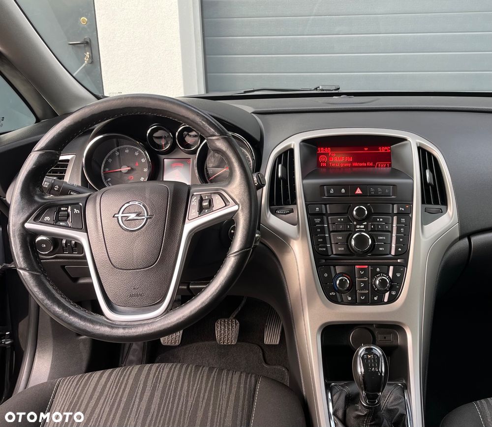 Opel Astra 1.4 T Cosmo EU6 - 8