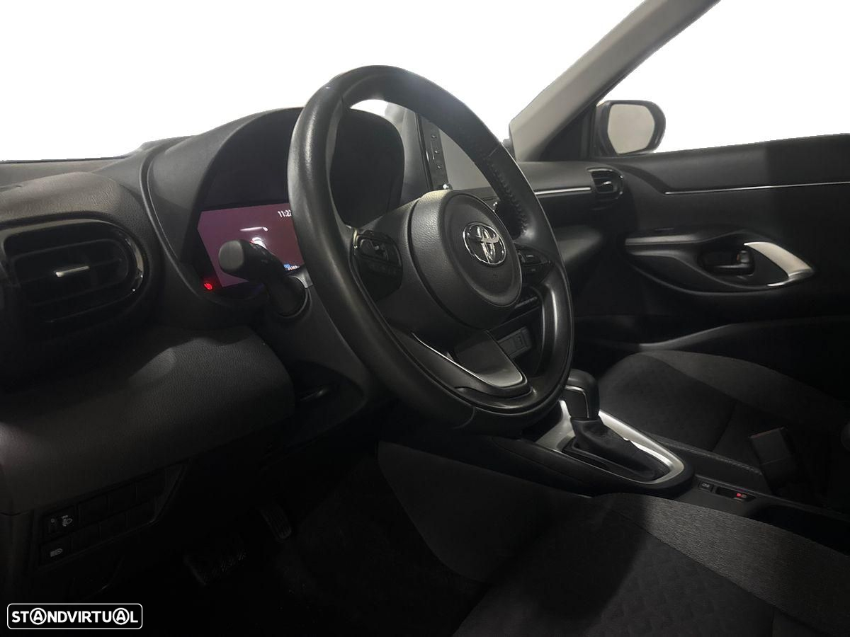 Toyota Yaris Cross - 3