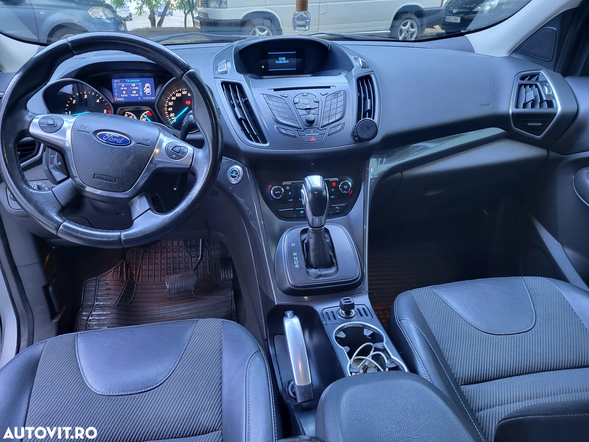 Ford Kuga 2.0 TDCi 4WD Powershift Titanium - 5