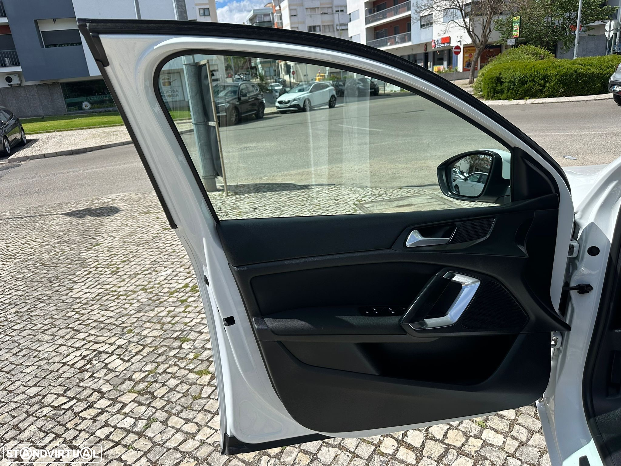 Peugeot 308 1.5 BlueHDi Active - 19
