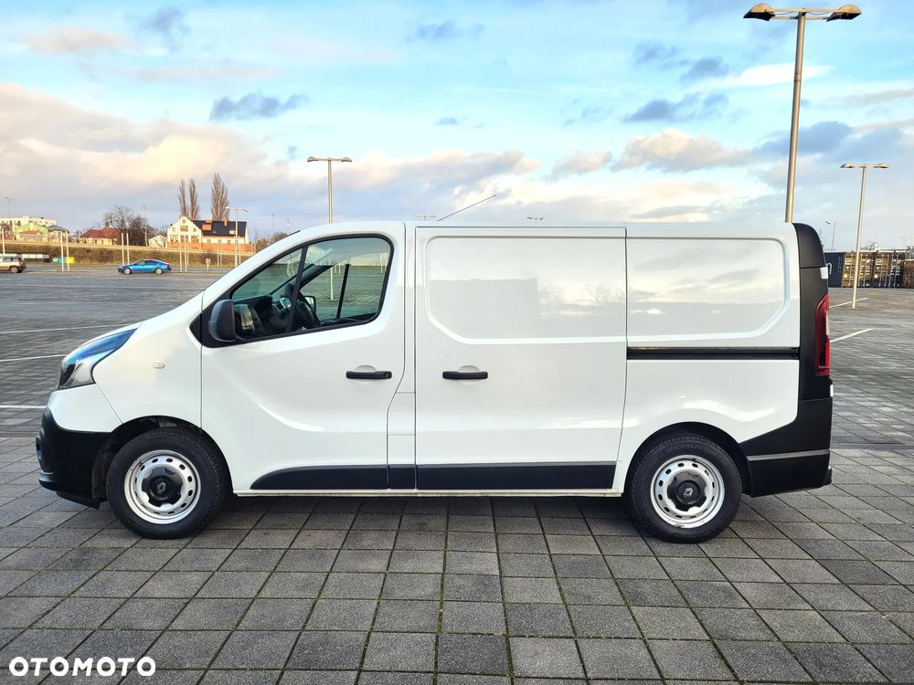 Renault Trafic ZABUDOWA BOTT 2xDRZWI BOCZNE KLIMA KAMERA FV23% - 6
