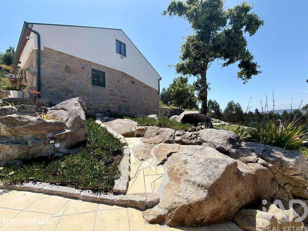 Moradia isolada T2 em Vila de Punhe de 100 m2 - Grande imagem: 3/25