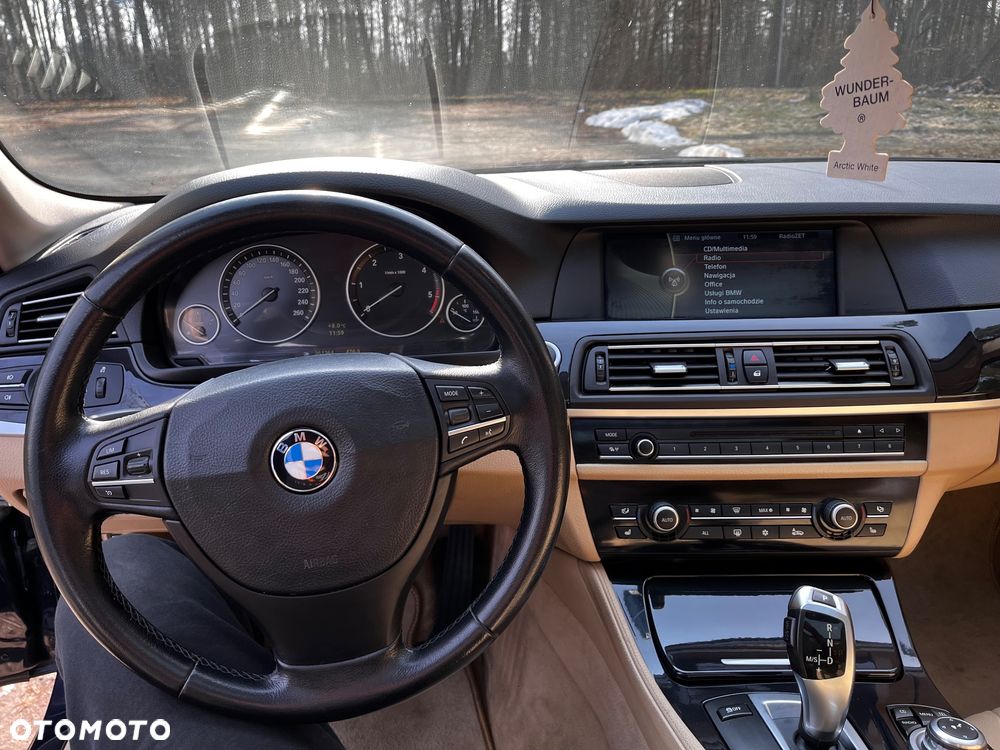 BMW Seria 5 520d - 15