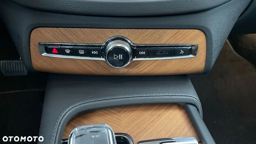 Volvo XC 90 - 10