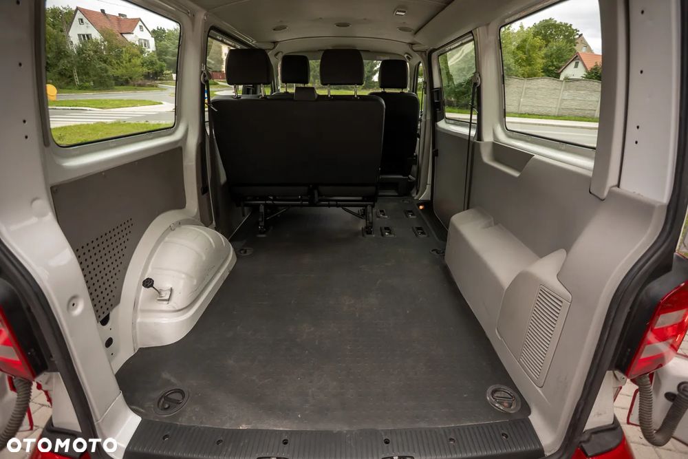 Volkswagen Transporter L1H1 DSG - 18