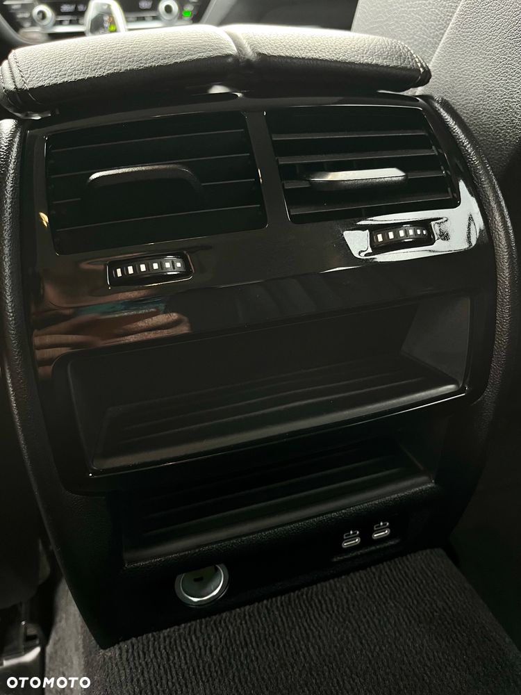 BMW Seria 5 - 23