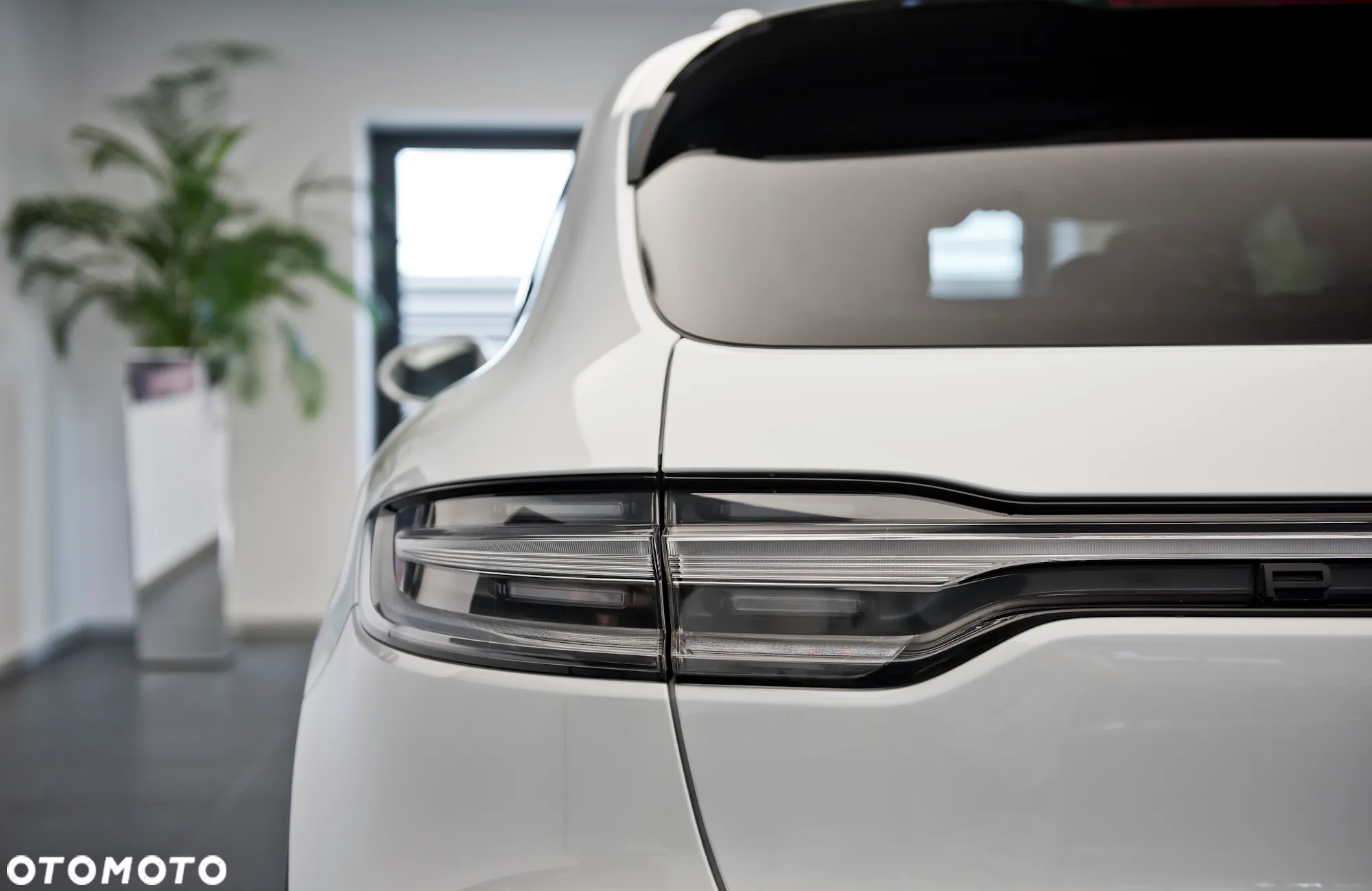Porsche Macan Standard - 24