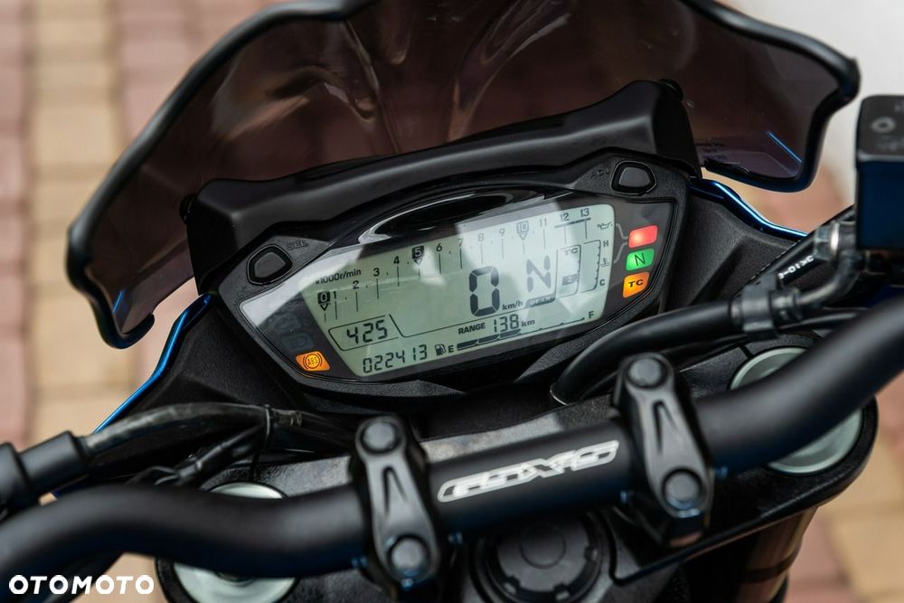 Suzuki GSX - 8