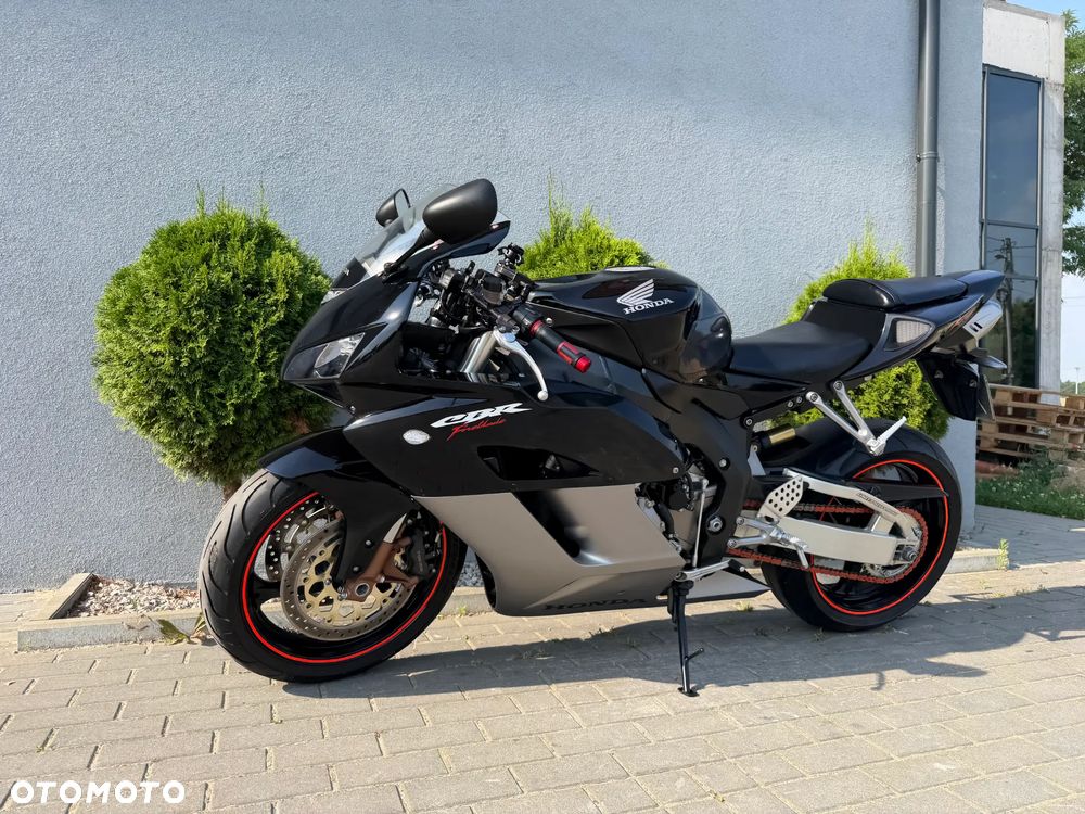 Honda CBR - 38