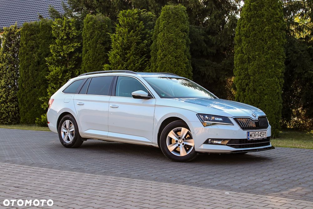 Skoda Superb 2.0 TDI DSG Style - 6