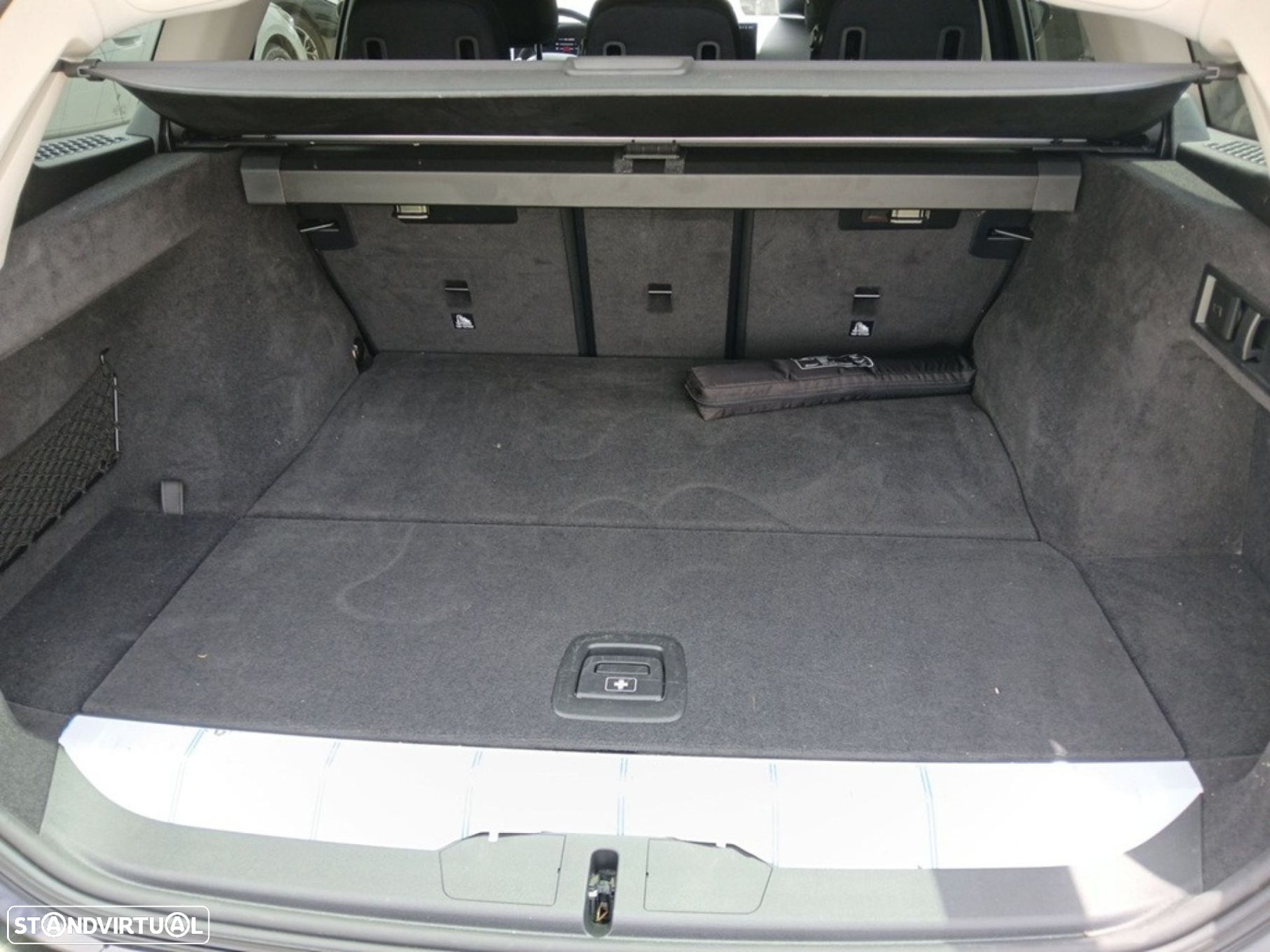 BMW 320 e Touring Auto - 22